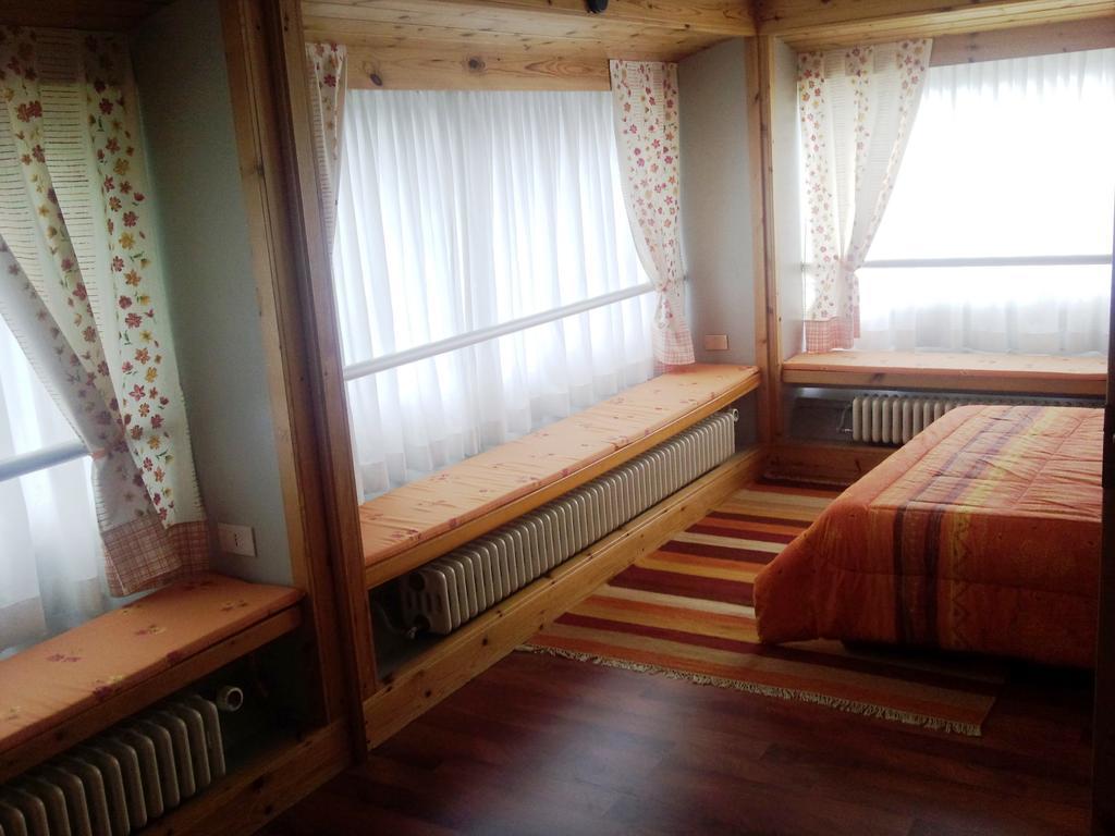 Appartamento Artuik Marilleva Rom bilde